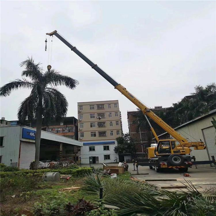 会山镇12吨吊车出租一天的收费标准是什么